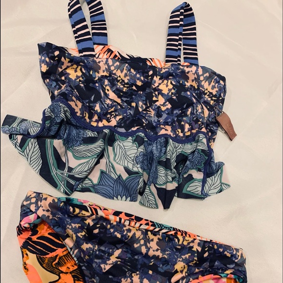 👙 MAAJI Girls Ruffle Tankini Bikini Swimsuit 👙 size 6 - Picture 3 of 14